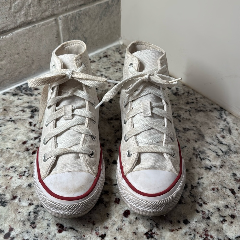 Converse kids sneakers